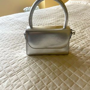 Excellent condition silver purse from L’intervalle